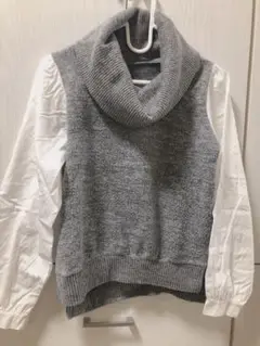 グレー トップス