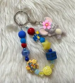 カラフルキャラクターキーホルダー