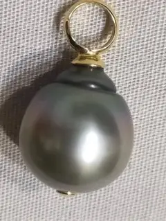 クリスマスセール 南洋黒蝶真珠18K ペンダントトップ タヒチパール