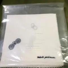 ミナペルホネン☆ちょうちょ刺繍ハンカチ☆ホワイト
