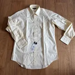 Burberry 長袖ワイシャツ Mサイズ　クリーム色　新品