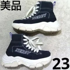 Item thumbnail for item feac7d21-1cf5-4c0c-8685-542484cffa9a