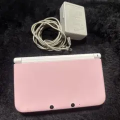 Nintendo3DS ピンク/ホワイト 充電コード付き