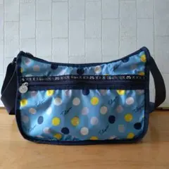 水色ショルダーバッグ　Tulipian BY PRIVATE LABEL　可愛い