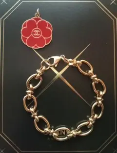 CHANELノベルティカメリアチャーム（非売品）/ ブレスレット（社外品）