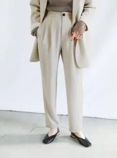 select moca セレクトモカ　シンプルデザインテーパードパンツ