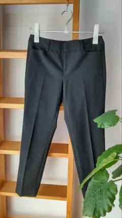 INDIV ブラック クロップドパンツ 36