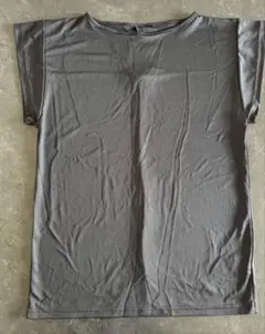 【未着用品】 GU SPORTS グレー トップス Mサイズ