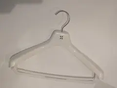 ホワイトプラスチックハンガー