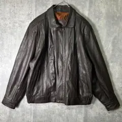 Item thumbnail for item ffd913ec-b5a2-4e70-9a8d-c362f5f2afcf