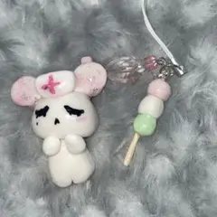 きらきらなーすうさちゃんストラップ