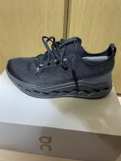 【今日だけ】On クラウドサーファー Max ブラック 26.5cm