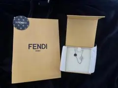 エフ イズ フェンディ ブレスレット FENDI ゴールドカラー ブレスレット