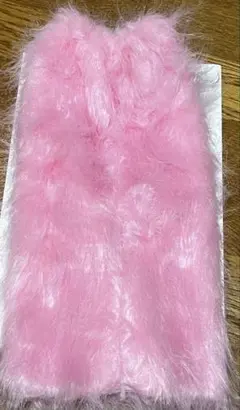 ピンクの脚のファー