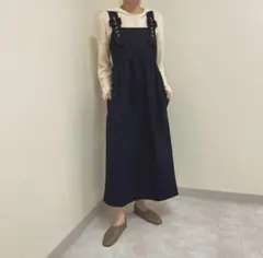 Item thumbnail for item b8d621e2-3162-4c72-88f7-d9962b94e6a8