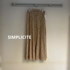 タグ付新品　SIMPLICITE フラワープリントロングスカート　防シワ加工