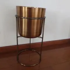 金色プランターとスタンドのセット　zara home ゴールド プランター - ゴールド | ZARA Japan / 日本