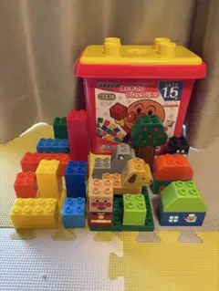 アンパンマン　脳を育むブロックラボ　はじめてのブロックパック　1.5才〜