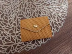 イエロー アクセサリーケース フラップ式