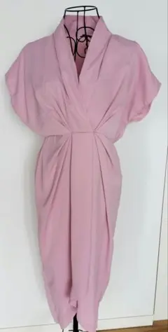 【美品】ピンク カシュクール 半袖 ひざ丈ワンピース