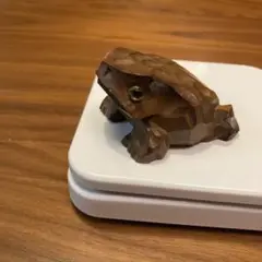 筑波山　ガマガエル　木製カエルの置物