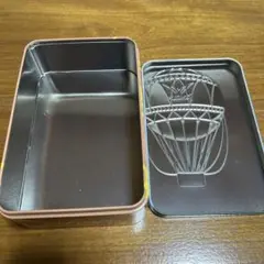 ジャングリア沖縄　ロールクレープクッキー　空缶