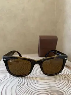 Ray-Ban 折り畳み　サングラス　ＲＢ4105