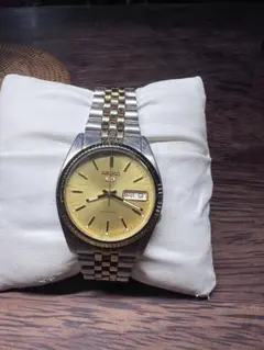 セイコーファイブ 自動巻き スケルトン デイデイト ブラック 7S26-01H0 Seiko 5 7S26-01H0 – Turgay's Watches