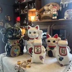 まねき猫貯金箱4個　置物1個セット
