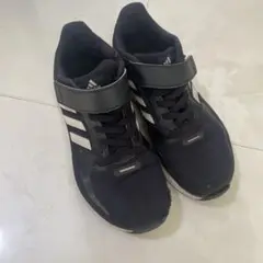 adidas ジュニア　ファイト　スニーカー　22㎝