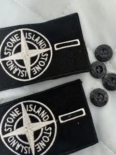 STONE ISLAND 刺繍ワッペン2枚とボタン4個セット