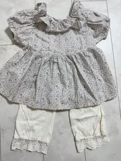 値下Aosta花柄フリルトップス90cmとteteateteパンツ80cmセット