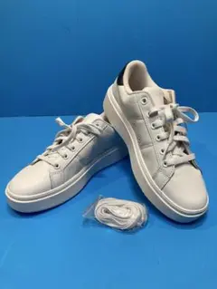 【新品未使用品】FILA／フィラ コートシューズ ホワイト：26cm スニーカー