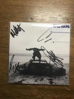 2025年最新】the 1975 サインの人気アイテム - メルカリ