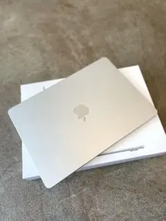 MacBook Air 13インチ M2 メモリ16GB SSD 512GB