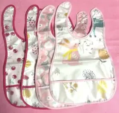 新品未使用　赤ちゃん　離乳食ポケット付き　エプロン　4枚セット