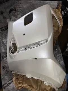 レクサスux250h フロントバンパー左側