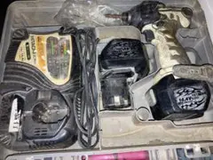 Hitachi インパクトドライバー⭐️