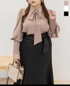 美品 大きいサイズ 4L CLETTE ボウタイ ブラウス くすみピンク
