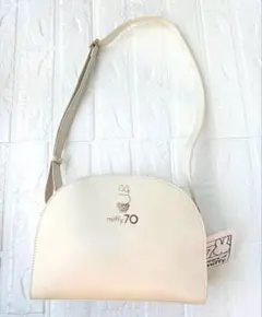 新品　未使用　ミッフィー 70周年　ショルダーバッグ　ホワイト　しまむら