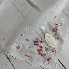 ポワンポワン　刺繍　ハンカチ