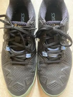 美品　ASICS テニスシューズ ブラック/ホワイト　箱付き、商品タグ付き