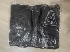 NEW ERA ブラック スポーツバッグ