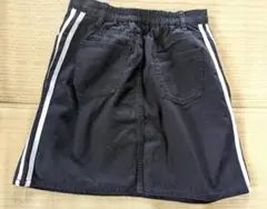 黒のミニスカート　サイズ160㎝ぐらい　☆最終処分