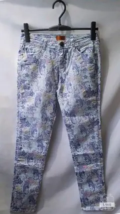 TU40 新品 HEARILESS JEANS ペイズリー柄ロングパンツ ブルー