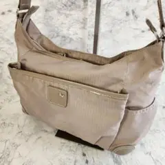 ◆美品◆Kanana project ベージュ ショルダーバッグ 軽量 斜めがけ