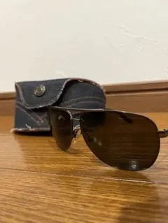 Levi's サングラス　ティアドロップ