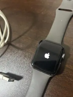 Apple Watch series 3 42mm 本体 ブラックシリコンバンド