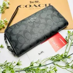 新商品　COACHコーチ　箱付