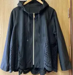薄手パーカー